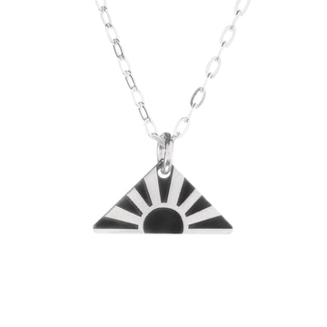 Bold Sun Mini Necklace